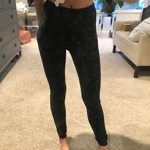 Athleta XS leggings. Worn twice.